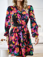 Temperament and elegant V-neck printed waist dress with belt