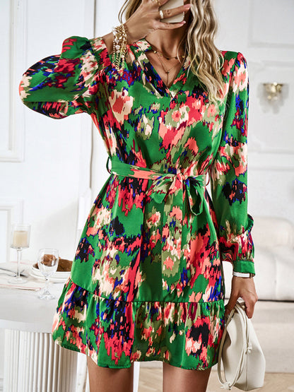 Temperament and elegant V-neck printed waist dress with belt