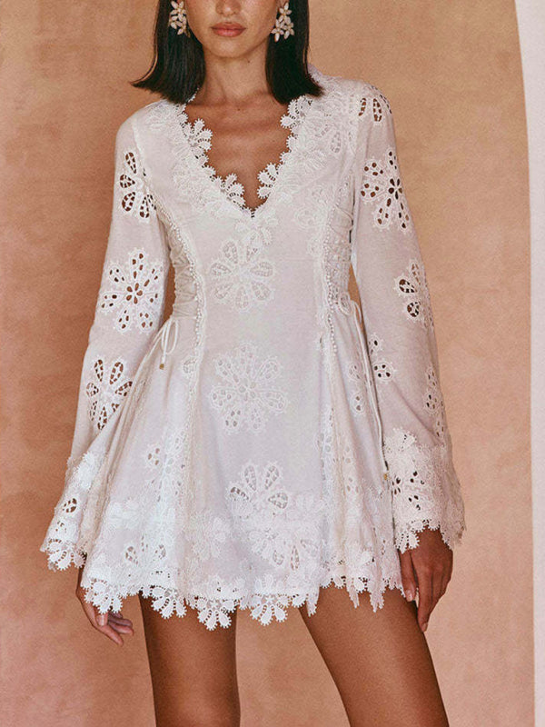 Long Sleeve Lace V-Neck Slim Fit Short Dress Imagen secundaria del producto