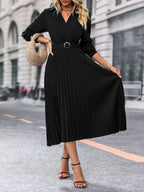 Solid color lapel dress