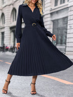 Solid color lapel dress