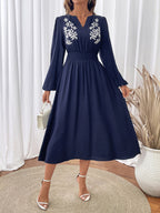 New holiday ethnic style waist v-neck blue embroidered dress